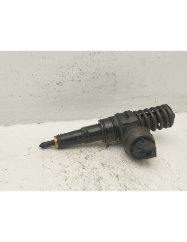 Recambio de inyector para audi a4 b6 (8e2) 1.9 tdi referencia OEM IAM 038130073AN  