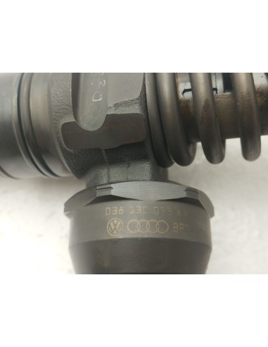 Recambio de inyector para audi a4 b6 (8e2) 1.9 tdi referencia OEM IAM 038130073AN  