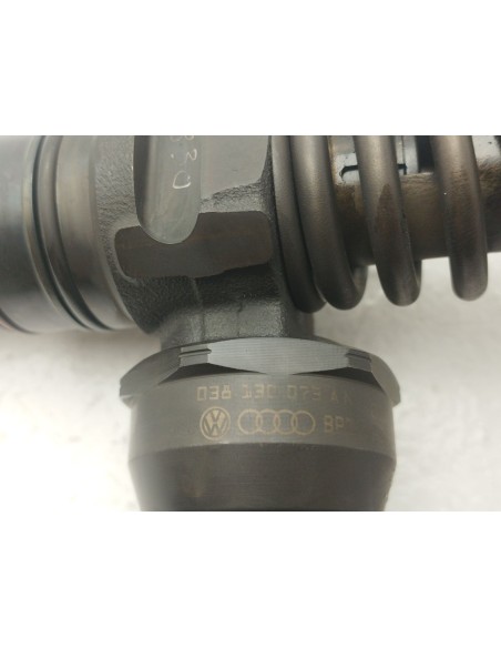 Recambio de inyector para audi a4 b6 (8e2) 1.9 tdi referencia OEM IAM 038130073AN  