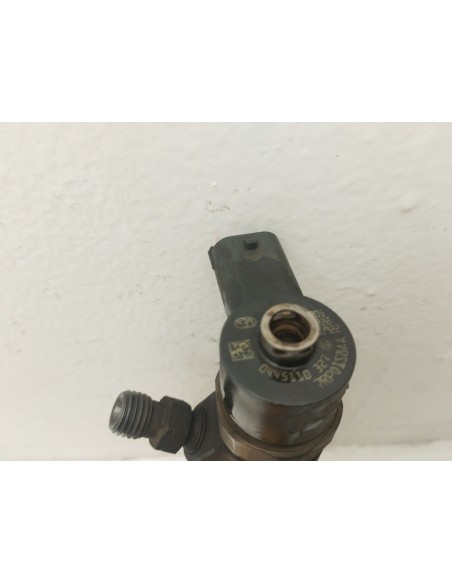 Recambio de inyector para opel zafira tourer c (p12) 2.0 cdti (75) referencia OEM IAM 0445110327  