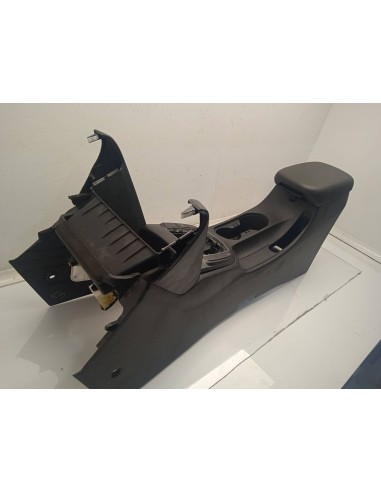 Recambio de apoyabrazos central para hyundai kona referencia OEM IAM   