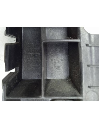 Recambio de plastico para hyundai ioniq tecno hybrid referencia OEM IAM 86613G2000  