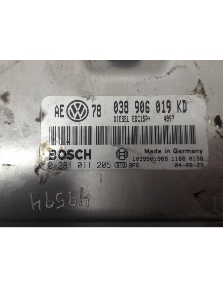 Recambio de centralita motor uce para volkswagen passat variant (3b6) 1.9 tdi referencia OEM IAM 0281011205  