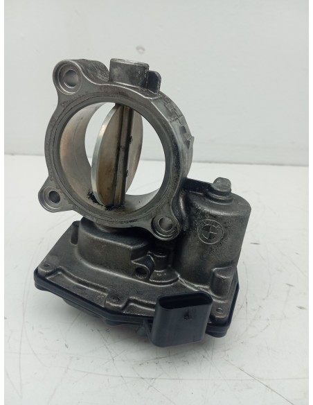 Recambio de caja mariposa para bmw serie 5 lim. (f10) 520d referencia OEM IAM 13547810752  