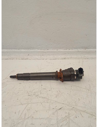 Recambio de inyector para volvo s60 i (384) d5 referencia OEM IAM 0445110028  