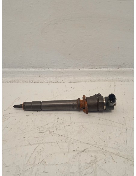 Recambio de inyector para volvo s60 i (384) d5 referencia OEM IAM 0445110028  