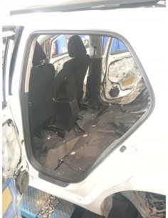 Recambio de gomas contorno puerta para toyota auris hybrid active referencia OEM IAM 6233202160B0 TRA IZQ 