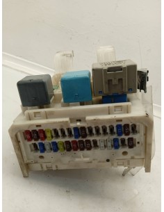 Recambio de caja reles / fusibles para toyota prius (nhw20) 1.5 cat referencia OEM IAM 8273047290  