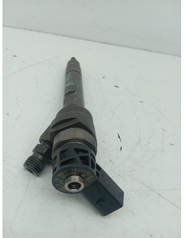 Recambio de inyector para bmw serie 5 lim. (f10) 520d referencia OEM IAM 0445110332  