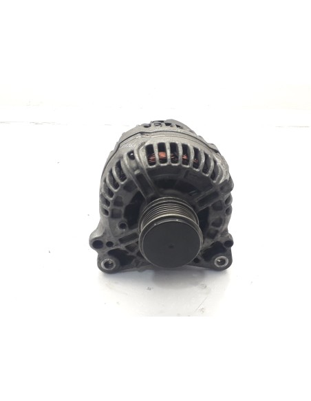 Recambio de alternador para seat leon (1p1) 1.9 tdi referencia OEM IAM 0124525091  