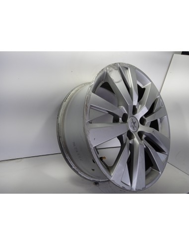 Recambio de llanta para peugeot 3008 allure referencia OEM IAM 9809687177  
