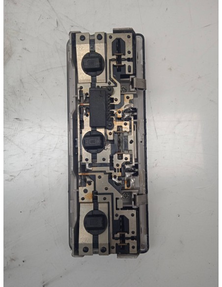 Recambio de luz interior para bmw x5 (e53) 3.0d referencia OEM IAM 633183799079  