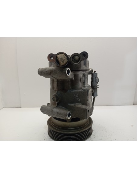 Recambio de compresor aire acondicionado para renault clio iii 1.5 dci diesel referencia OEM IAM 8200953359A  