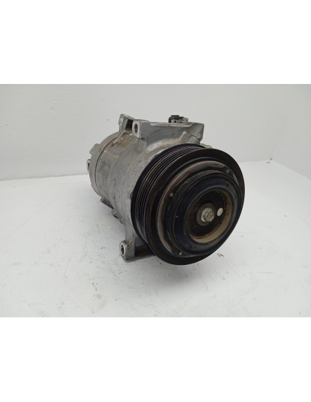 Recambio de compresor aire acondicionado para renault espace v zen referencia OEM IAM 4471606893  
