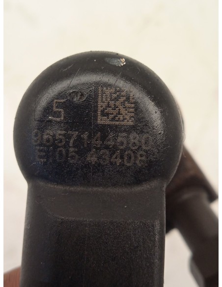 Recambio de inyector para peugeot 307 (s1) xs referencia OEM IAM 9657144580  