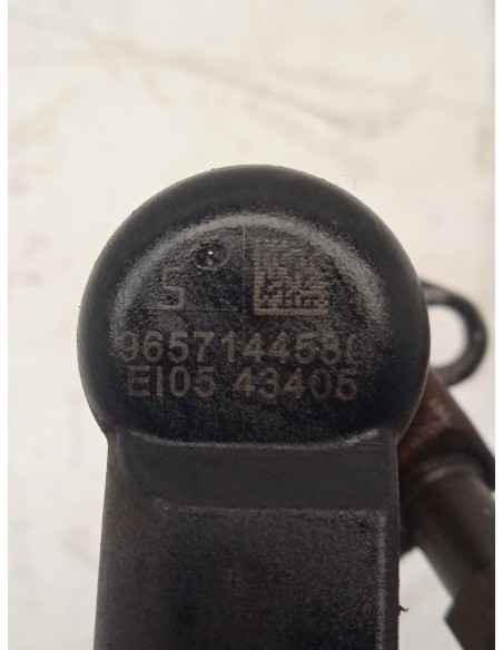 Recambio de inyector para peugeot 307 (s1) xs referencia OEM IAM 9657144580  