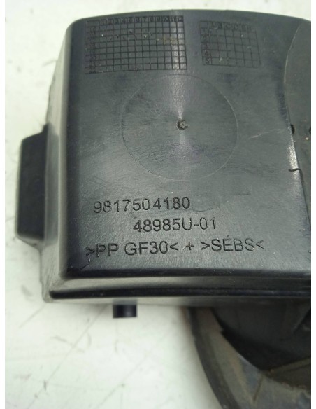 Recambio de tapa exterior combustible para peugeot 308 active referencia OEM IAM 9806699780  