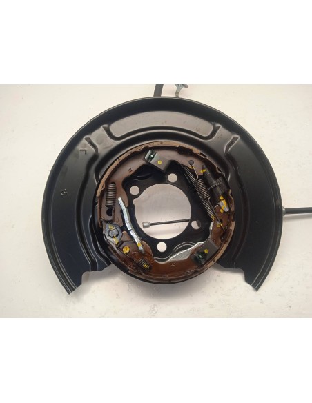 Recambio de freno de tambor para toyota yaris gr 2021 referencia OEM IAM 4650352080  