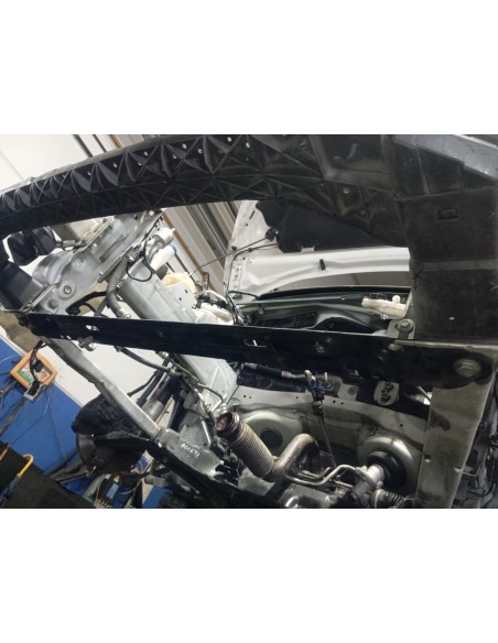 Recambio de travesaño inferior para citroën ds4 design referencia OEM IAM  SOPORTE RADIADORES 