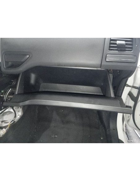 Recambio de guantera para toyota auris hybrid active referencia OEM IAM 5555002131B0  