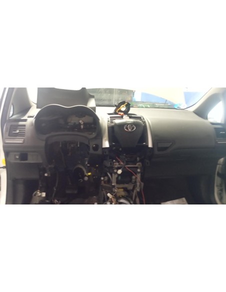 Recambio de kit airbag para toyota auris hybrid active referencia OEM IAM   
