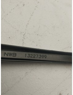 Recambio de brazo limpia delantero derecho para opel insignia berlina 2.0 cdti cat referencia OEM IAM 13227399   2