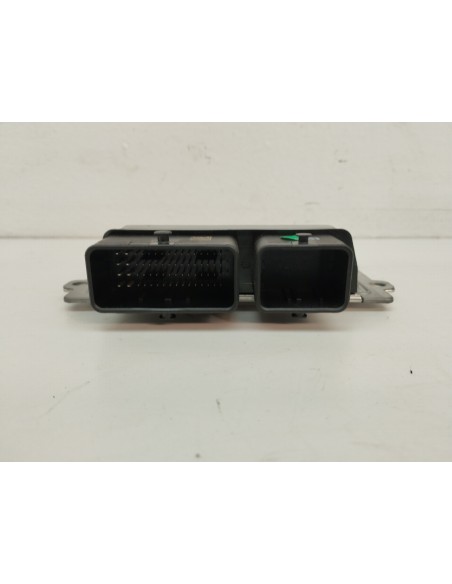 Recambio de centralita motor uce para ds 7 crossback e-tense 4x4 so chic referencia OEM IAM 9839318080  