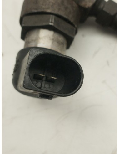 Recambio de inyector para renault megane iii berlina 5 p dynamique referencia OEM IAM 8200380253  