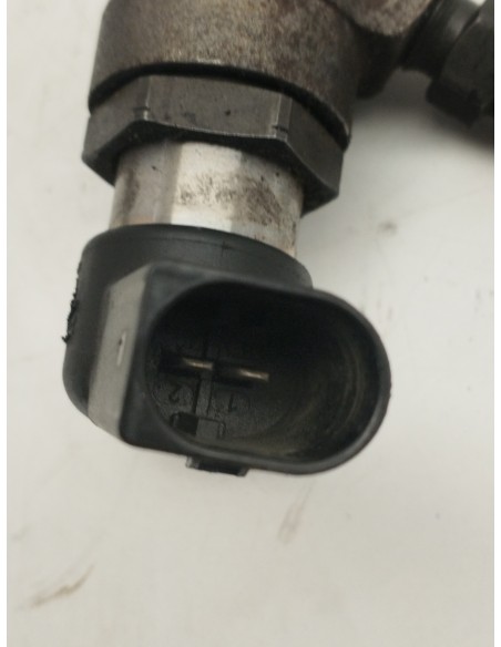 Recambio de inyector para renault megane iii berlina 5 p dynamique referencia OEM IAM 8200380253  
