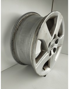 Recambio de llanta para toyota auris hybrid active referencia OEM IAM 4261102D80   2