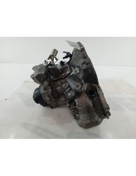 Recambio de caja cambios para chevrolet aveo berlina hatchback ls referencia OEM IAM W419  
