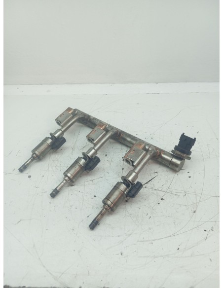 Recambio de rampa inyectora para ford focus lim. (cb8) trend referencia OEM IAM CM5G9H487HA  