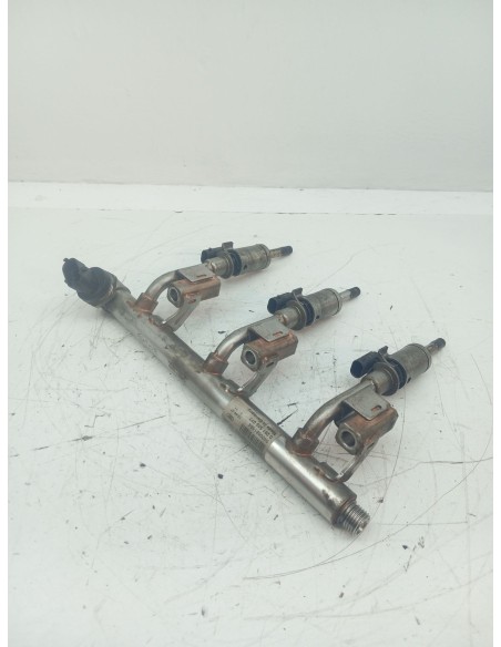 Recambio de rampa inyectora para ford focus lim. (cb8) trend referencia OEM IAM CM5G9H487HA  