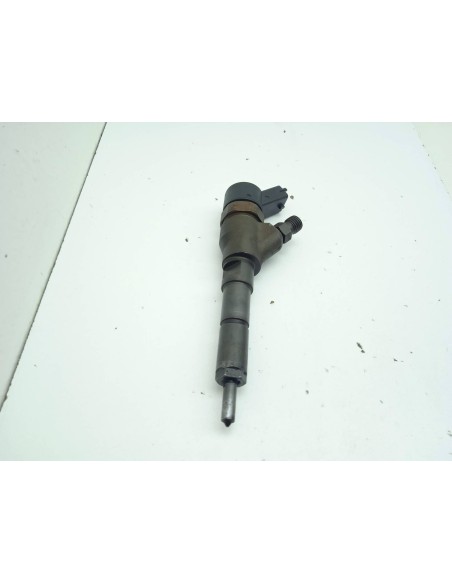 Recambio de inyector para peugeot 406 berlina (s1/s2) 2.0 hdi cat referencia OEM IAM 0445110008  