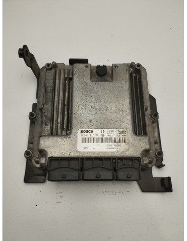 Recambio de centralita motor uce para renault laguna iii initiale referencia OEM IAM 8200726880  