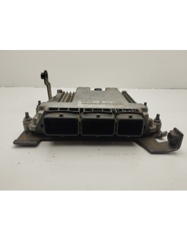 Recambio de centralita motor uce para renault laguna iii initiale referencia OEM IAM 8200726880  