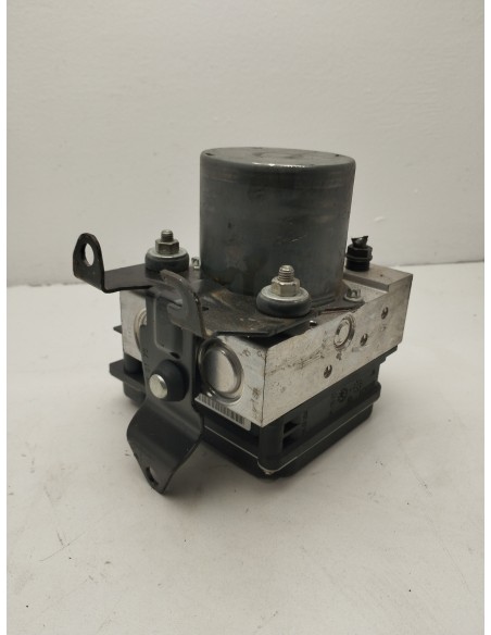 Recambio de abs para land rover range rover sport v8 hse referencia OEM IAM SRB500162  