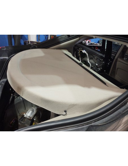 Recambio de bandeja trasera para renault laguna iii initiale referencia OEM IAM 794200010R  