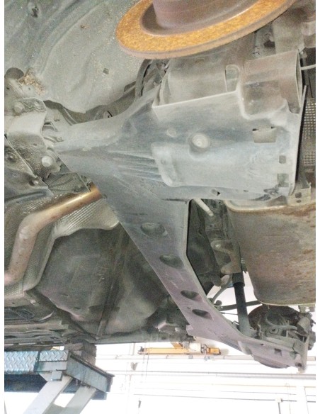 Recambio de puente trasero para renault laguna iii initiale referencia OEM IAM 555010289R  