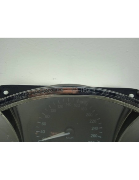 Recambio de cuadro instrumentos para daimler x300 v 8 referencia OEM IAM 96JP10B885-AB  