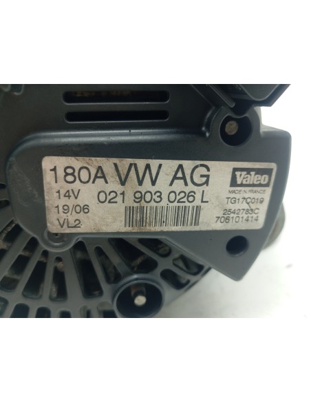Recambio de alternador para volkswagen passat variant (3c5) highline referencia OEM IAM 021903026C  