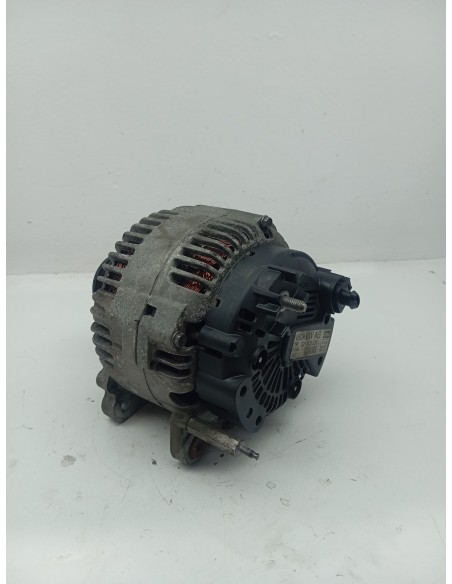 Recambio de alternador para volkswagen passat variant (3c5) highline referencia OEM IAM 021903026C  
