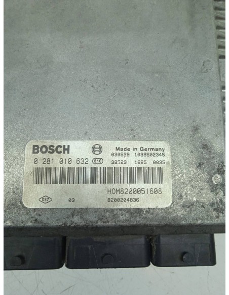 Recambio de centralita motor uce para opel vivaro referencia OEM IAM 0281010632  0