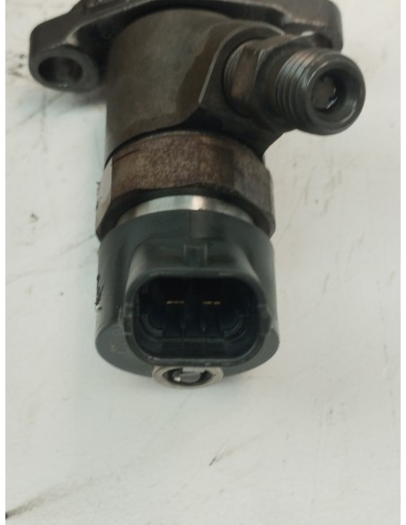 Recambio de inyector para ford focus c-max (cap) trend (d) referencia OEM IAM 0445110188  