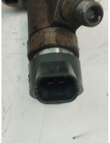Recambio de inyector para ford focus c-max (cap) trend (d) referencia OEM IAM 0445110188  