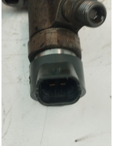 Recambio de inyector para ford focus c-max (cap) trend (d) referencia OEM IAM 0445110188  