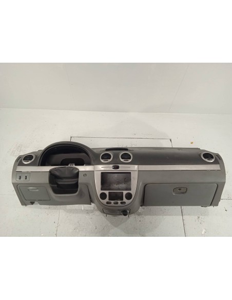 Recambio de salpicadero para chevrolet lacetti 2.0 diesel cat referencia OEM IAM   
