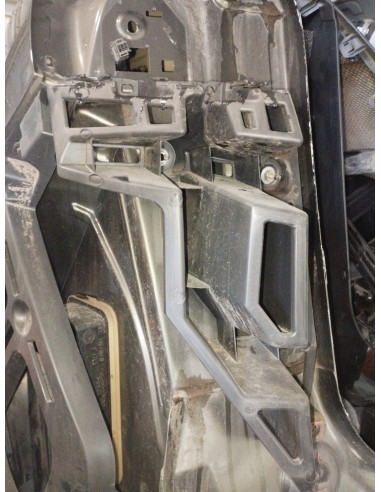 Recambio de plastico para peugeot 3008 allure referencia OEM IAM 9811280480  