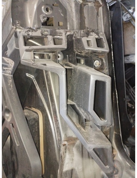 Recambio de plastico para peugeot 3008 allure referencia OEM IAM 9811280480  