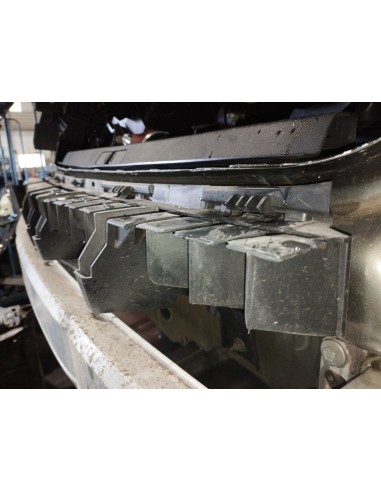 Recambio de plastico para peugeot 3008 allure referencia OEM IAM 9811280580  